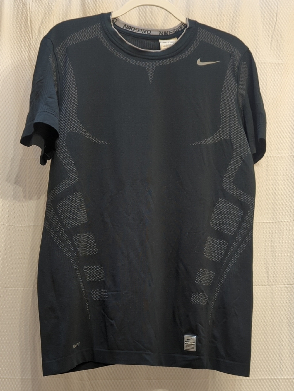 Men's NikePro Fitted Shirt
